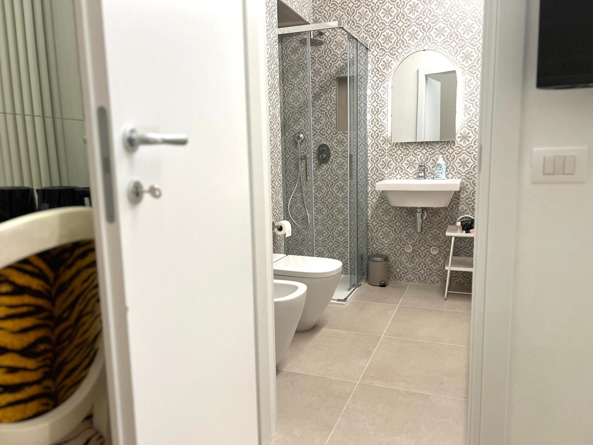 Mercadante Suite Central City มิลาน ภายนอก รูปภาพ